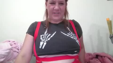 Snapshot of kenzbenz chatting on 29, 10, 2025 KenzBenz online show from 29, 10, 2025