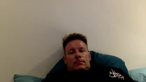 Snapshot of keoni987 chatting on 18, 12, 2024 Keoni online show from 18, 12, 2024