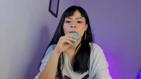 Snapshot of kerabelle chatting on 18, 7, 2026 kerabelle online show from 18, 7, 2026