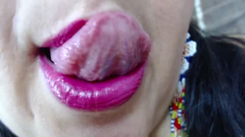 K E R L Y online show from 18, 1, 2025