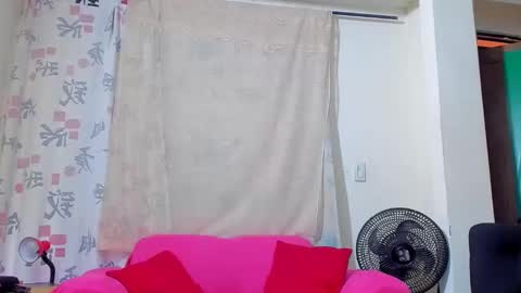 Snapshot of kerlysmith24 chatting on 5, 6, 2026 Kerlysmith24 online show from 5, 6, 2026