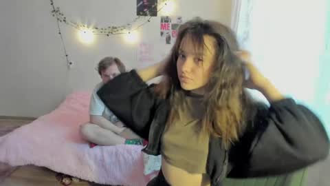 Snapshot of kesh_mne chatting on 28, 4, 2026 kesh_mne online show from 28, 4, 2026