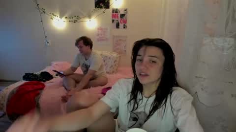 Snapshot of kesh_mne chatting on 3, 5, 2026 kesh_mne online show from 3, 5, 2026