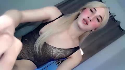 kettlyn18 online show from 18, 12, 2025