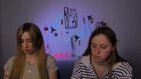 keuli_li online show from 5, 1, 2026