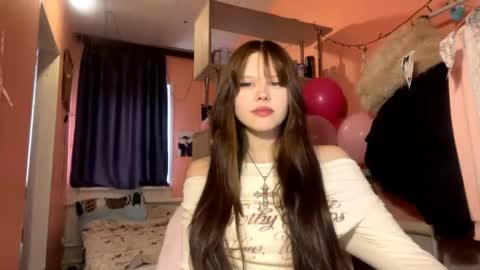 Lina online show from 17, 4, 2026