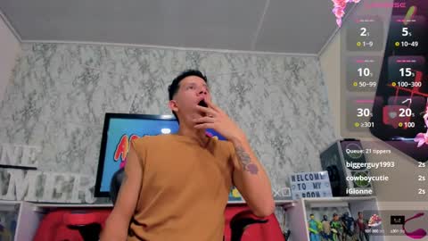 Snapshot of kevin__max_ chatting on 15, 1, 2025 Kev online show from 15, 1, 2025