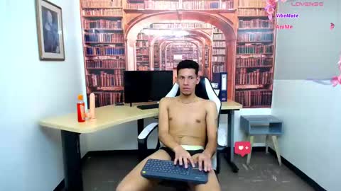 Snapshot of kevin__max_ chatting on 20, 1, 2025 Kev online show from 20, 1, 2025