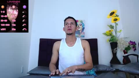 Snapshot of kevin__max_ chatting on 1, 3, 2025 Kev online show from 1, 3, 2025