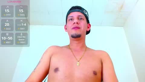 Snapshot of kevin__max_ chatting on 30, 9, 2025 Kev online show from 30, 9, 2025