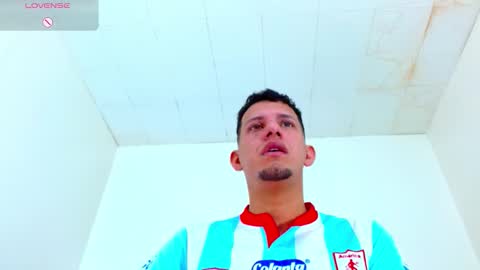 Snapshot of kevin__max_ chatting on 6, 10, 2025 Kev online show from 6, 10, 2025