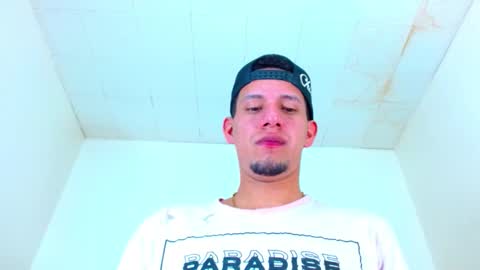 Snapshot of kevin__max_ chatting on 1, 11, 2025 Kev online show from 1, 11, 2025