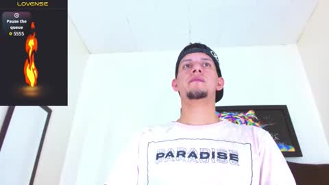 Snapshot of kevin__max_ chatting on 18, 11, 2025 Kev online show from 18, 11, 2025