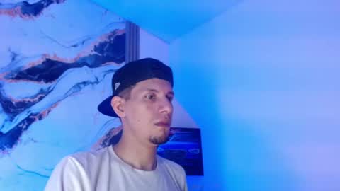 Snapshot of kevin__max_ chatting on 15, 6, 2026 Kev online show from 15, 6, 2026