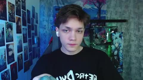 Snapshot of kevin_joestar chatting on 30, 4, 2026 Kevin online show from 30, 4, 2026