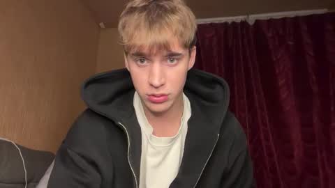 Snapshot of kevin_martin8 chatting on 8, 9, 2025 Kevin Martin online show from 8, 9, 2025