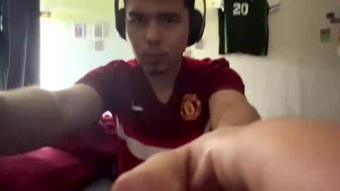 Snapshot of kevinderon1 chatting on 17, 5, 2026 kevinderon1 online show from 17, 5, 2026