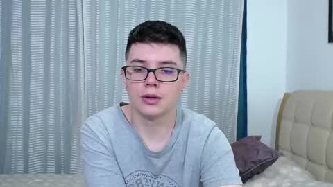 Snapshot of kevinhunts chatting on 8, 1, 2026 Kevin online show from 8, 1, 2026