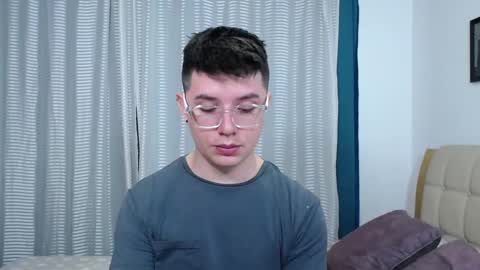 Snapshot of kevinhunts chatting on 9, 1, 2026 Kevin online show from 9, 1, 2026