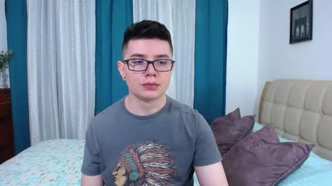 Snapshot of kevinhunts chatting on 1, 2, 2026 Kevin online show from 1, 2, 2026