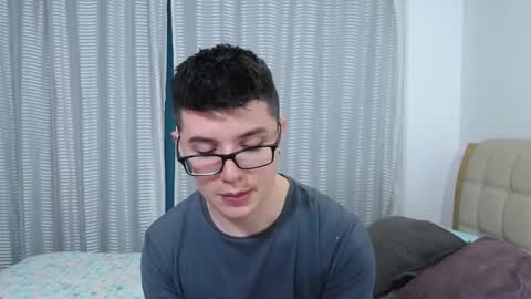 Snapshot of kevinhunts chatting on 5, 2, 2026 Kevin online show from 5, 2, 2026