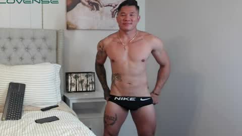 Snapshot of kevinkham chatting on 31, 3, 2026 kevinkham online show from 31, 3, 2026
