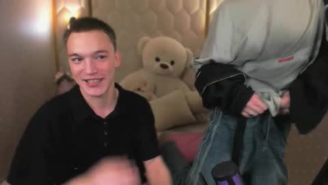 Snapshot of kevinm1lky chatting on 1, 11, 2025 Kevin online show from 1, 11, 2025