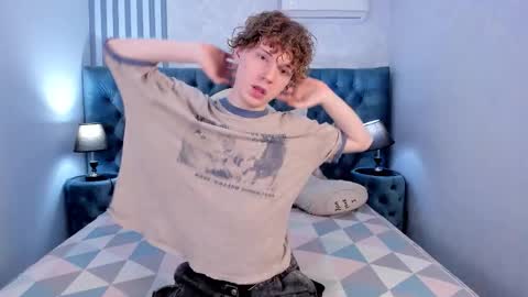 Snapshot of kevinm1lky chatting on 14, 3, 2026 Kevin online show from 14, 3, 2026