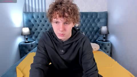 Snapshot of kevinm1lky chatting on 15, 3, 2026 Kevin online show from 15, 3, 2026