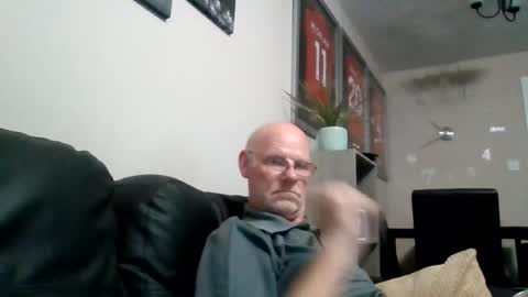 Snapshot of kevlooking4sez chatting on 9, 8, 2026 kevlooking4sez online show from 9, 8, 2026