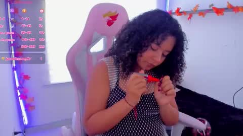 Snapshot of keyla_roberts_ chatting on 10, 11, 2025 Adhara. Help me reach 100 likes online show from 10, 11, 2025