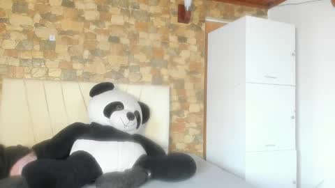 Khami online show from 9, 4, 2026