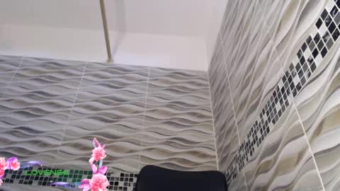 Snapshot of khloe33 chatting on 31, 1, 2026 khloe33 online show from 31, 1, 2026