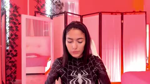 Khloe online show from 22, 12, 2025