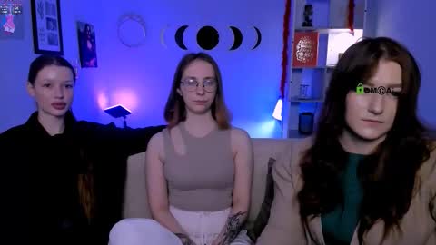 khloebeauty online show from 7, 3, 2026