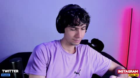 Snapshot of khozler_ chatting on 5, 1, 2025 khozler_ online show from 5, 1, 2025