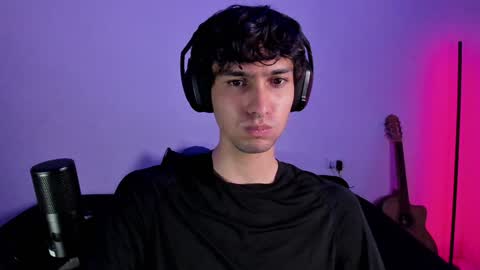 Snapshot of khozler_ chatting on 12, 1, 2025 khozler_ online show from 12, 1, 2025