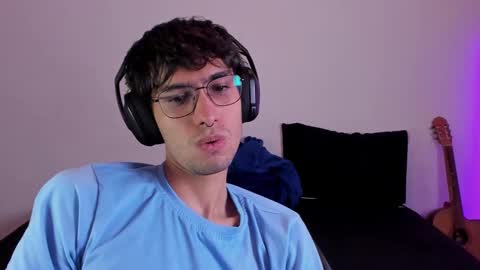 Snapshot of khozler_ chatting on 18, 2, 2025 khozler_ online show from 18, 2, 2025