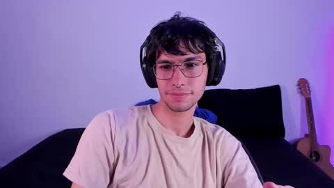 Snapshot of khozler_ chatting on 3, 3, 2025 khozler_ online show from 3, 3, 2025