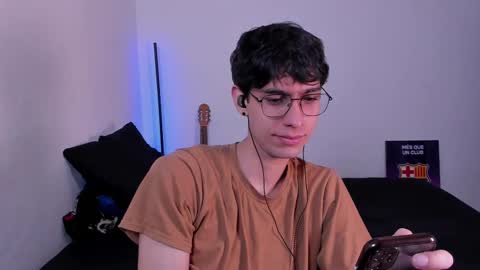 Snapshot of khozler_ chatting on 7, 3, 2025 khozler_ online show from 7, 3, 2025