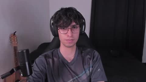 Snapshot of khozler_ chatting on 14, 9, 2025 khozler_ online show from 14, 9, 2025