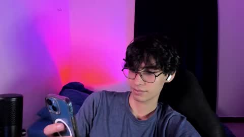 Snapshot of khozler_ chatting on 16, 11, 2025 khozler_ online show from 16, 11, 2025