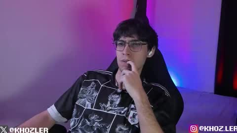 Snapshot of khozler_ chatting on 2, 12, 2025 khozler_ online show from 2, 12, 2025