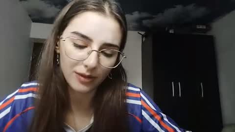 Violet online show from 8, 7, 2026