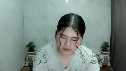 Your SweetGirl Ts online show from 17, 2, 2025