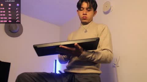 Adrian  Chlloe online show from 14, 12, 2025