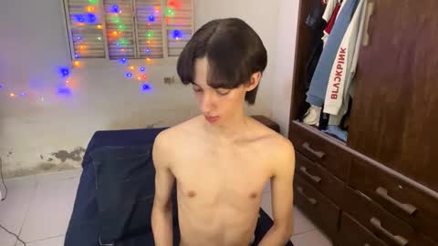 Snapshot of kiantwink chatting on 13, 1, 2025 kiantwink online show from 13, 1, 2025