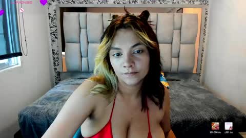 kiara Cruz online show from 3, 6, 2026
