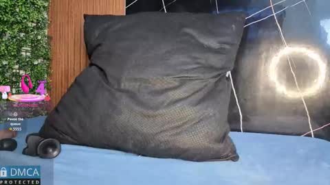 Kiara Zahiri online show from 24, 10, 2025