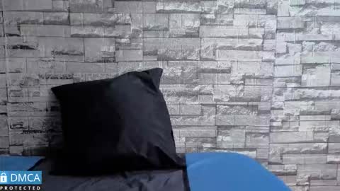 Kiara Zahiri online show from 2, 12, 2025